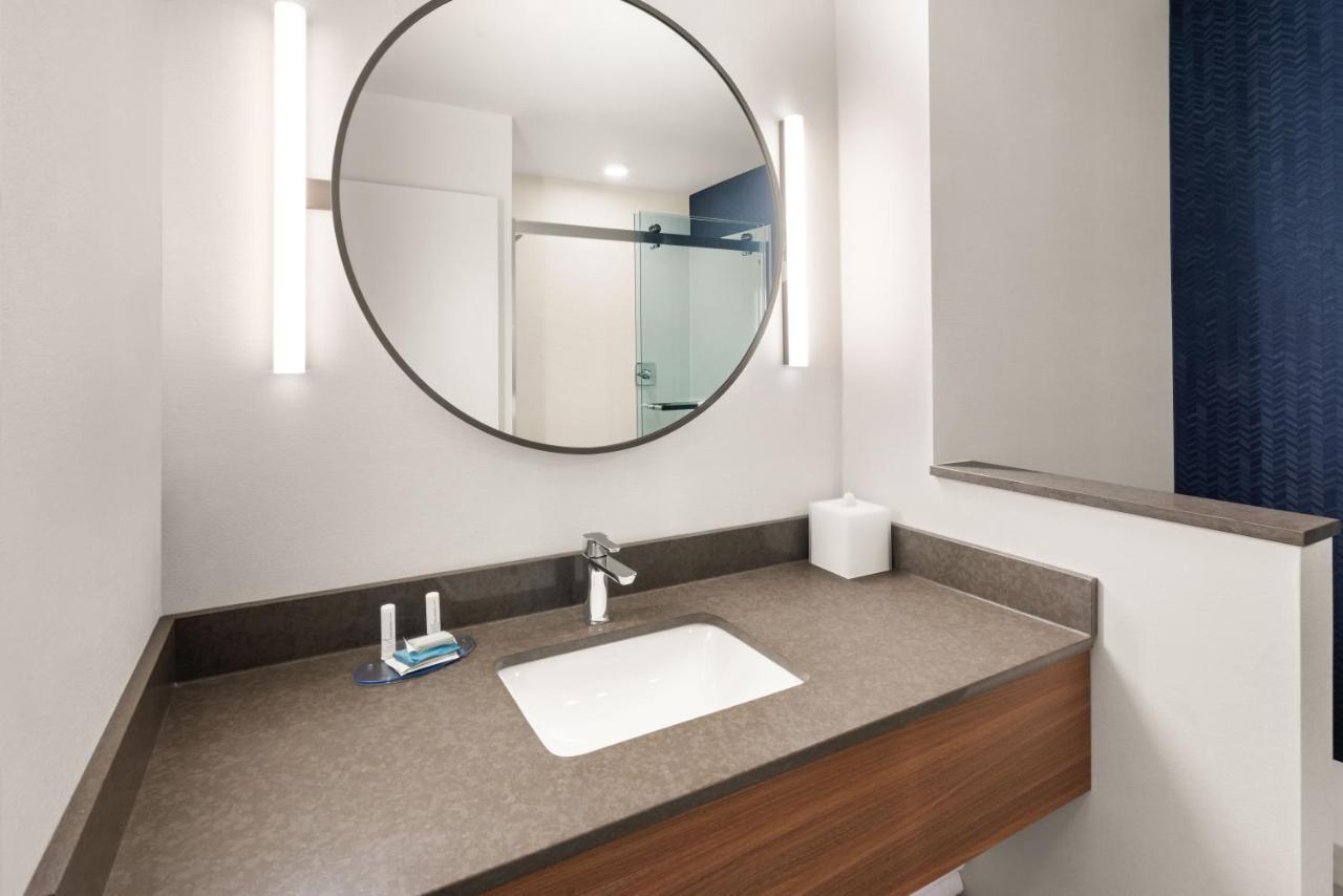 Fairfield By Marriott Inn & Suites Seattle Poulsbo Bagian luar foto